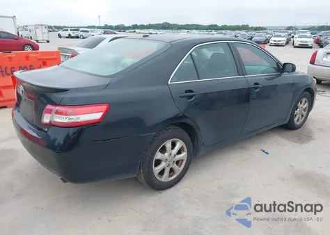 2011 Toyota Camry Se/Le/Xle z USA, uszkodzony, nr VIN 4T4BF3EK9BR134697